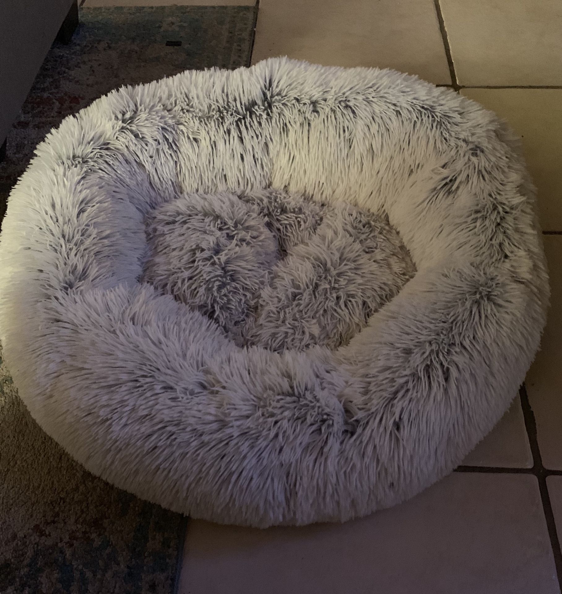 Pawsh Donut Dog Bed