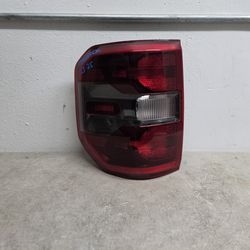 Left tail light ford maverick 2023 2024 2025 2026