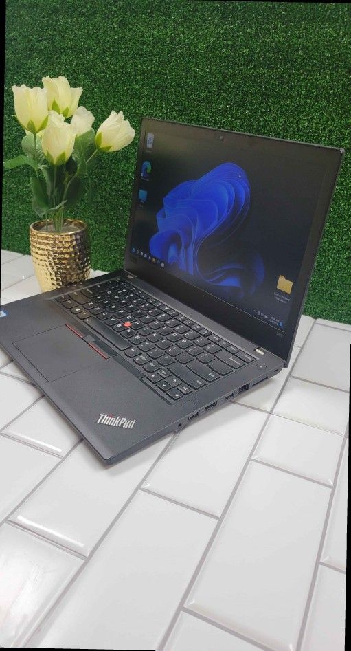 Lenovo ThinkPad T490 touchscreen i7 8th gen quad core 16 GB ram 512 GB SSD Windows 11