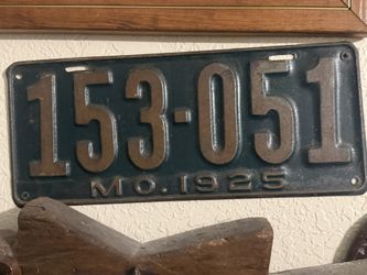 Matching Pair License Plate For 1925