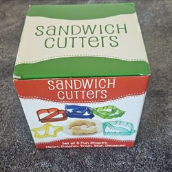 Sandwich cutter