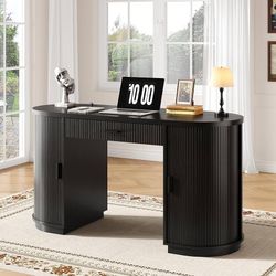 58 Inch Fluted Executive Desk with Drawers, Large Computer Desk with Charging Station, Mid Century Modern Desk for Home Office, Living Room or Bedroom