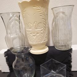 5 Beautiful Flower Vases, Assorted Sizes