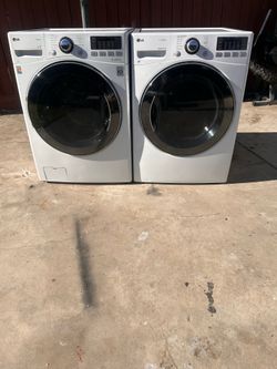 LG washer and electric dryer