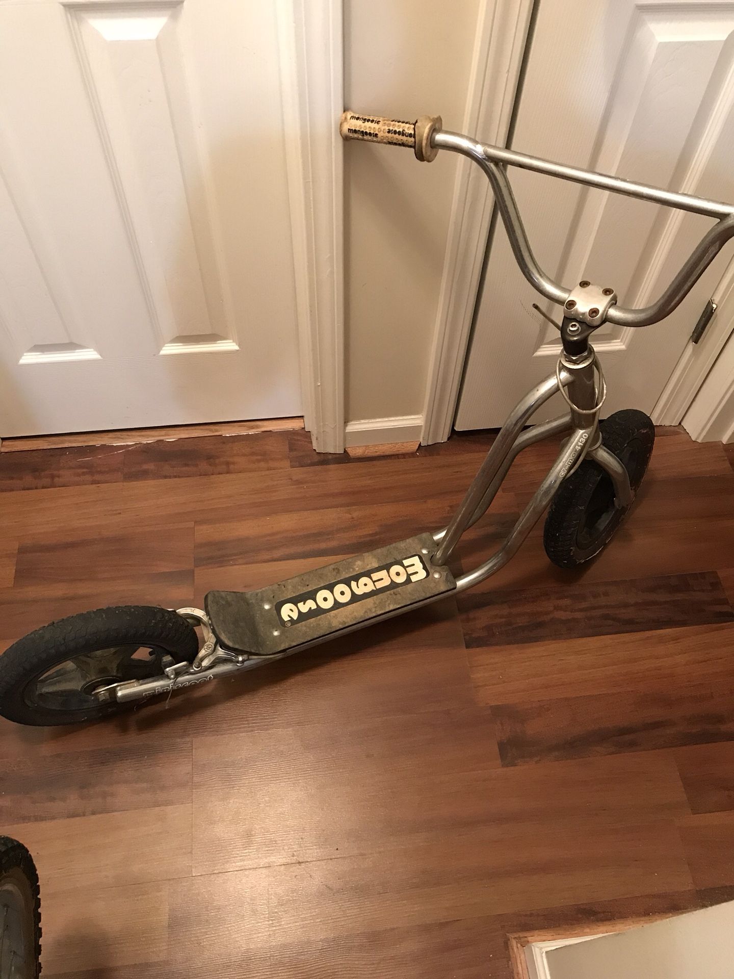 Mongoose kick scooter (vintage) CR-MO 4130 Miniscoot