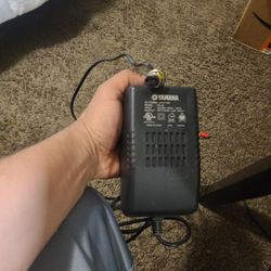 Yamaha Mixer Power Adactor  3 Way  PA 20