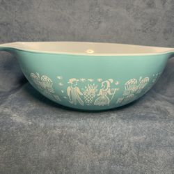 PYREX Vintage Mixing Bowl