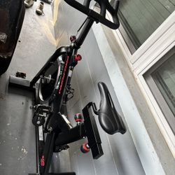 Exercise Bicycle / Bicicleta 