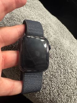 Apple Watch SE Great condition!! $100
