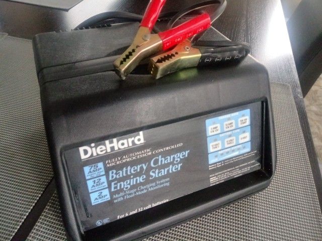 DieHard 12/2/75 Amp Automatic Battery Charger Engine Starter Model 71223