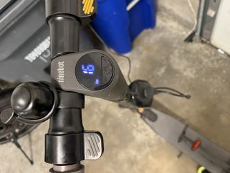 Segway Ninebot Electric Scooter, Folding, Works Great, Holds a Charge