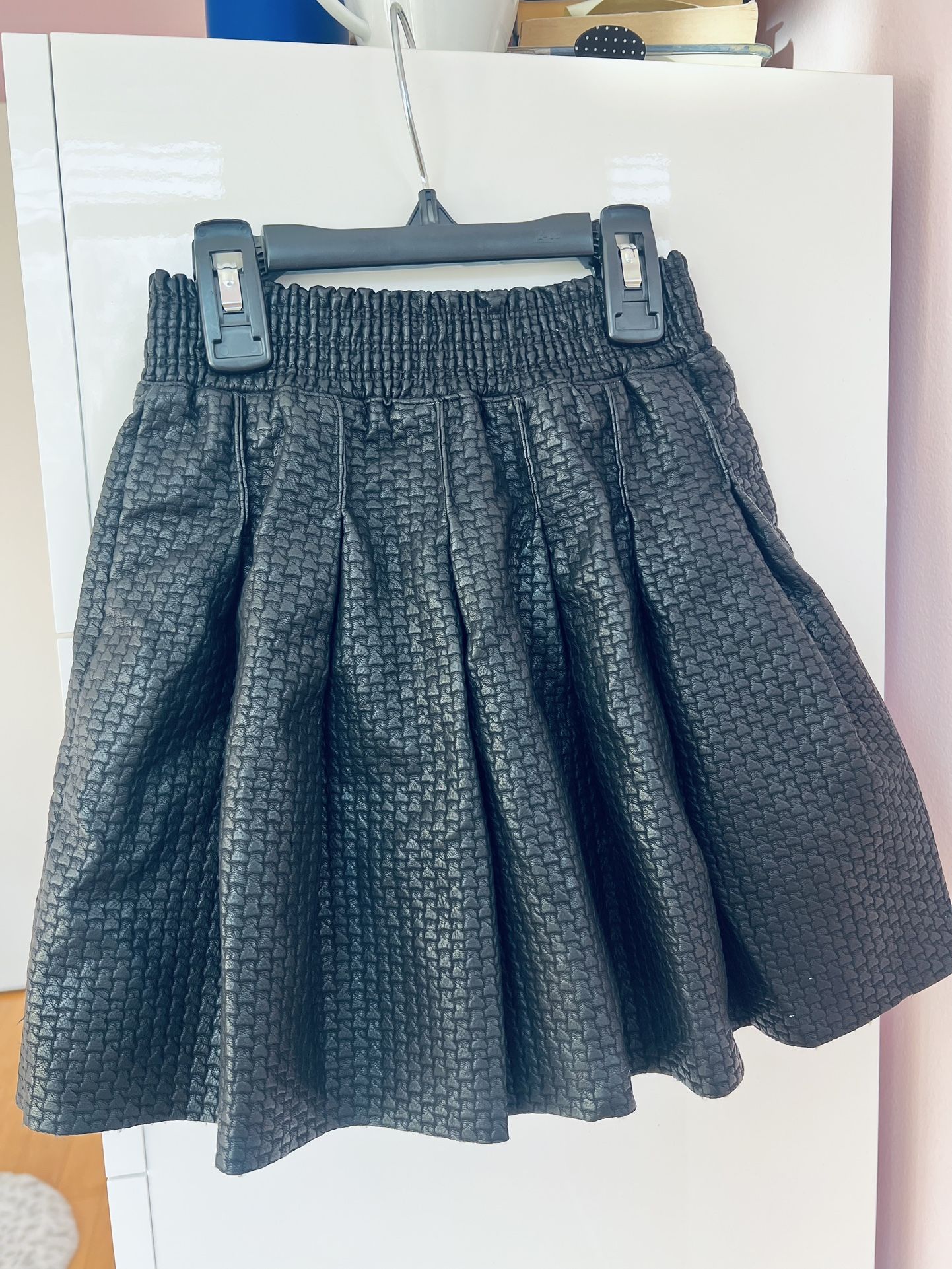 Designer Girls Faux Leather Skirt Size 5