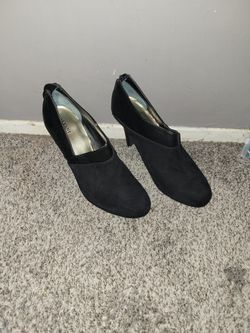 Womens Shoes