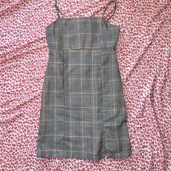 WOMEN’S CLOTHING SALE