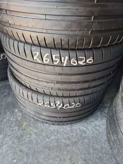 Pair of 265/40/20 Michelin Pilot Spot