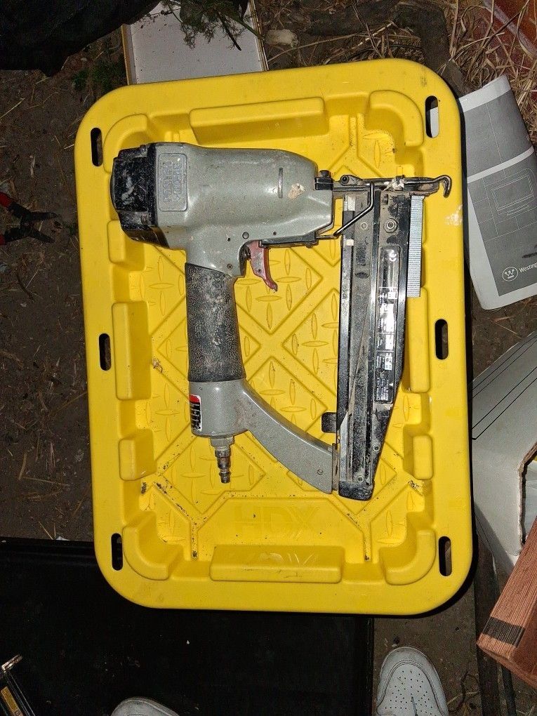 Porter Cable Nailer