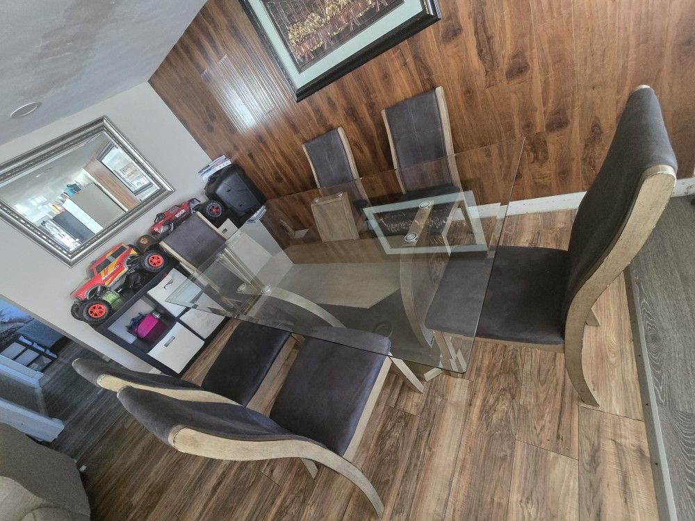 Dining Table 5 Chairs