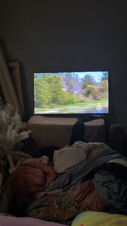 Hisense HD Roku tv 40”