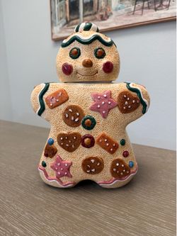 Ceramic cookie jar