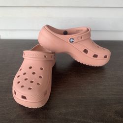 CROCS Pale Blush Classic Platform Clogs - women's size 8