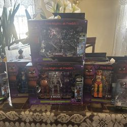 Five Nights at Freddys endo figures