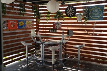 Glass Bar Unit