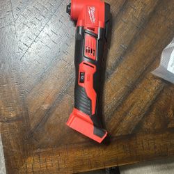 Multi Tool Milwaukee 