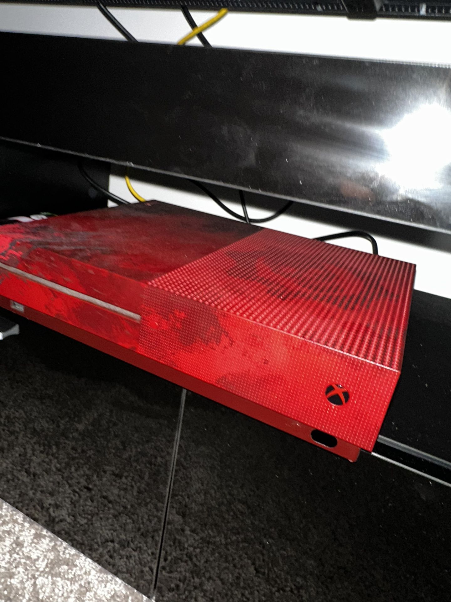 Xbox One S Gears of War 4 Limited Edition