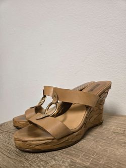 Michael Kors Tan Leather Wedge Heel Sandals with Gold O-Ring Accent - Size 6