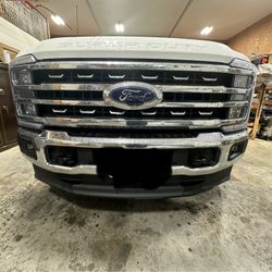 2023 F550 Front Bumper And Lower Valence