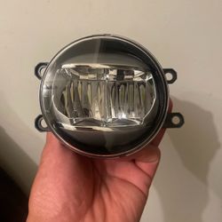2016-2024 Toyota 2014-2021 Lexus LH Passenger LED Fog Light OEM 81(contact info removed)1