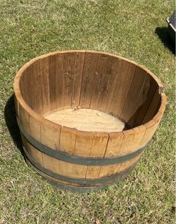 Half wine barrel