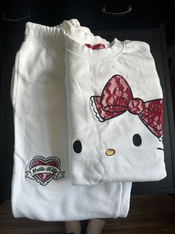 Sanrio HELLO KITTY Forever 21 Sweatshirt & Pants Outfit 