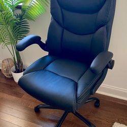 Executive Chair Office Desk Chair Black Brand New 