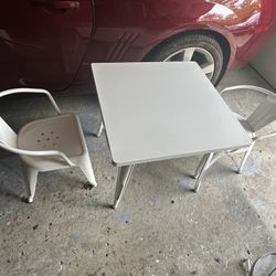 White Metal Kids Table With 2 Chairs Pretty Heavy Excellent Condition 