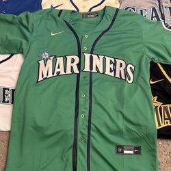 Mariners teal brand new