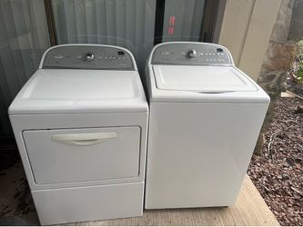 🚨 FOR SALE – Whirlpool Cabrio Washer & Dryer Set