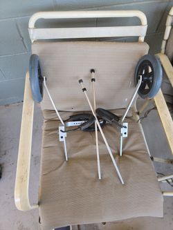 Dog wheelchair