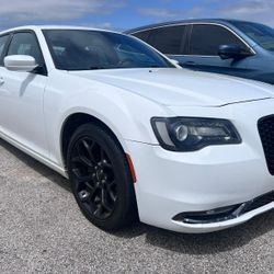 2019Chrysler300/3000down
