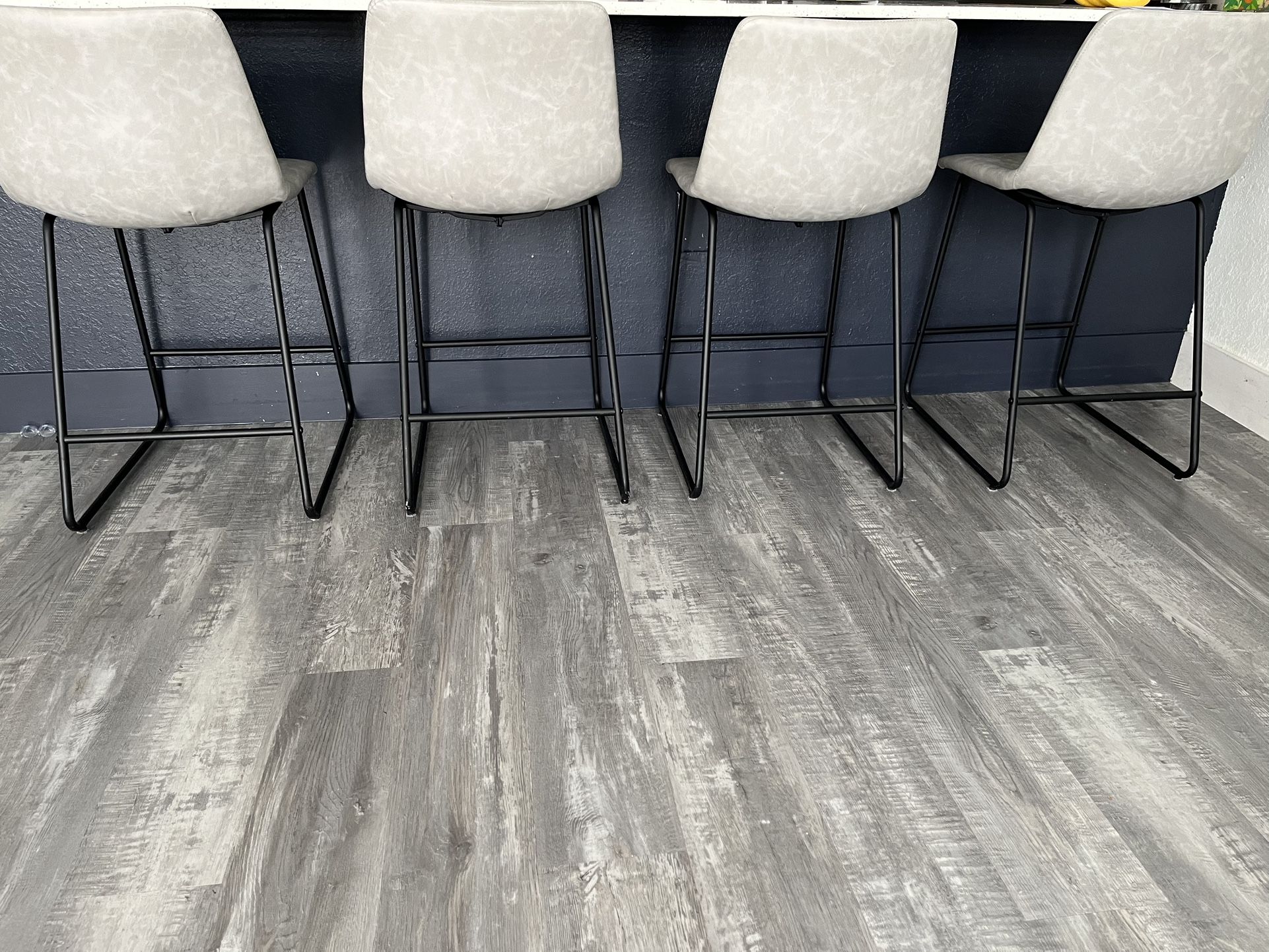Counter Height stools, Set Of 4