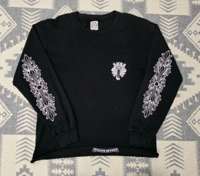 black sleeve chrome heart shirt