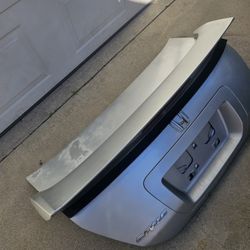 Trunk  With SI Spoiler Wing For2006 2011 Honda Civic Coupe 2 Doors Silver Color in Great Condition 