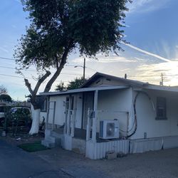 Rento Traila  para  vivir  3Bd  1 baño  es Doble  tiene  doble parquiadero para 4 carros  602-578-95-84