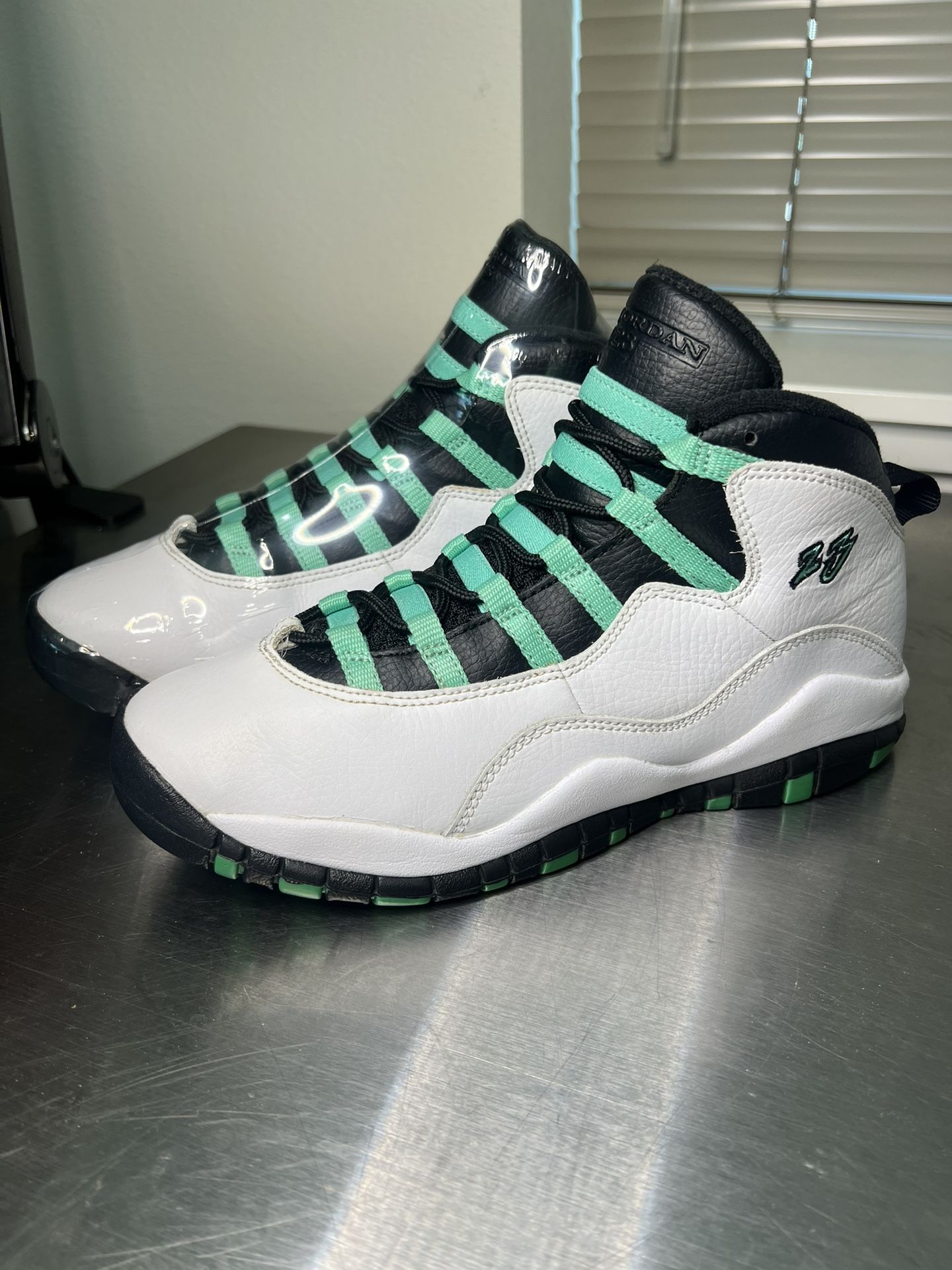 Jordan 10 VERDE size 6.5Y