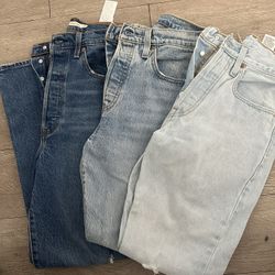 Women Levis