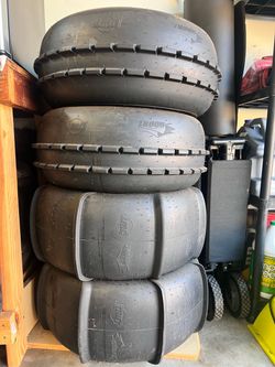 Paddle tires