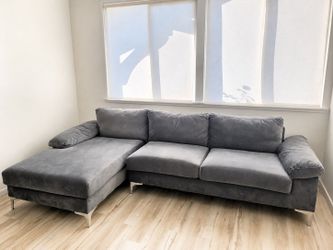 Gray Sectional Sofa with Chaise