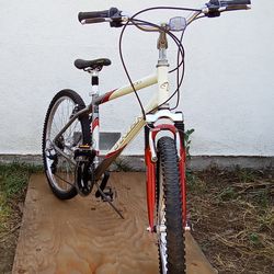 TREK NAVIGATOR 200 MENS ALUM FRAME ATB MTN BIKE REFURBISHED OBO 
