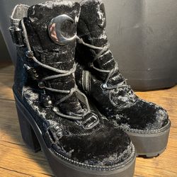 BRAND NEW Killstar Limited Edition Velvet Broom Rider Platform Boots