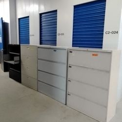 Metal File Cabinet With 4 Drawers Each $150 Each 